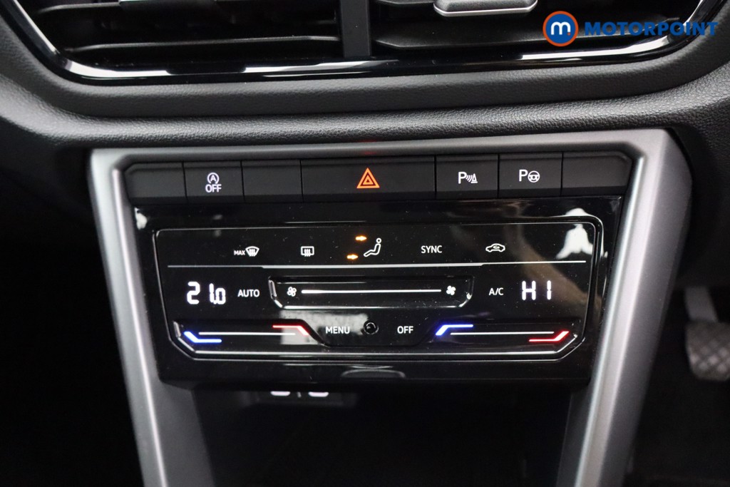 Volkswagen T-Roc Life Manual Petrol SUV - Stock Number (1577710) - 12th supplementary image