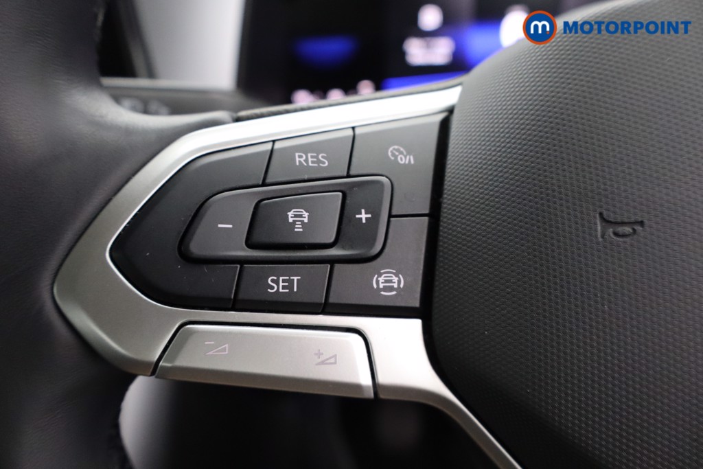 Volkswagen T-Roc Life Manual Petrol SUV - Stock Number (1577710) - 14th supplementary image