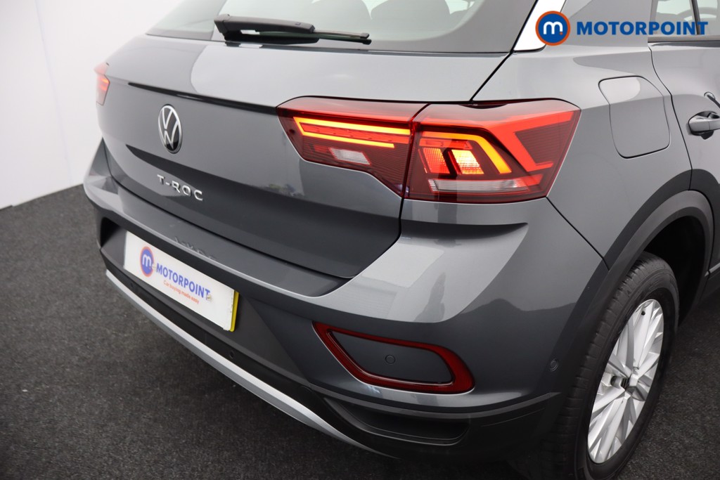 Volkswagen T-Roc Life Manual Petrol SUV - Stock Number (1577710) - 27th supplementary image