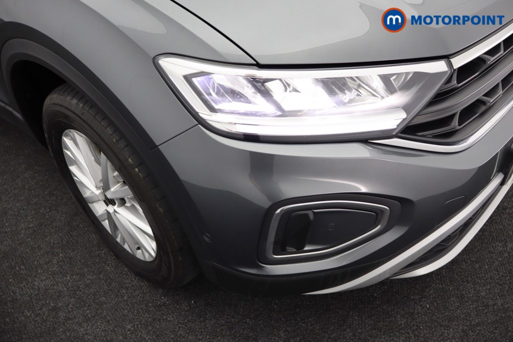 Volkswagen T-Roc Life Manual Petrol SUV - Stock Number (1577710) - 28th supplementary image