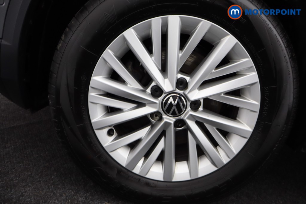 Volkswagen T-Roc Life Manual Petrol SUV - Stock Number (1577710) - 30th supplementary image