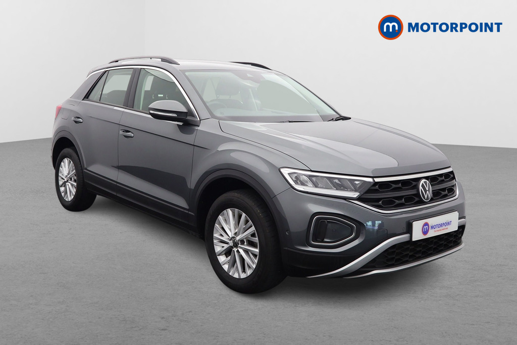 Volkswagen T-Roc Life Manual Petrol SUV - Stock Number (1577710) - Drivers side front corner