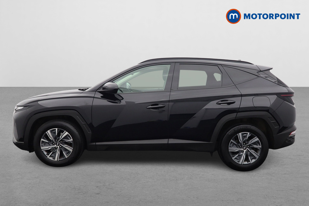 Hyundai Tucson Se Connect Manual Petrol SUV - Stock Number (1577950) - Passenger side