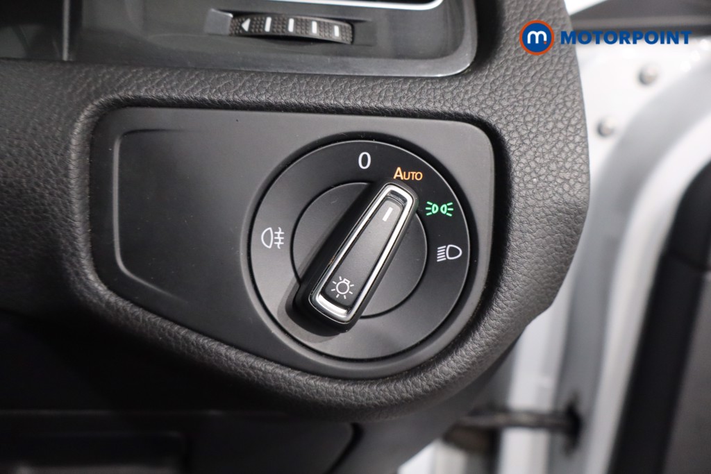 Volkswagen Golf SE Automatic Petrol Hatchback - Stock Number (1577975) - 21st supplementary image