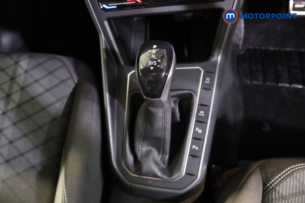 Volkswagen Taigo R-Line Automatic Petrol SUV - Stock Number (1577982) - 9th supplementary image