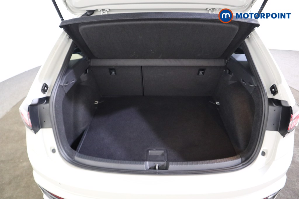 Volkswagen Taigo R-Line Automatic Petrol SUV - Stock Number (1577982) - 15th supplementary image