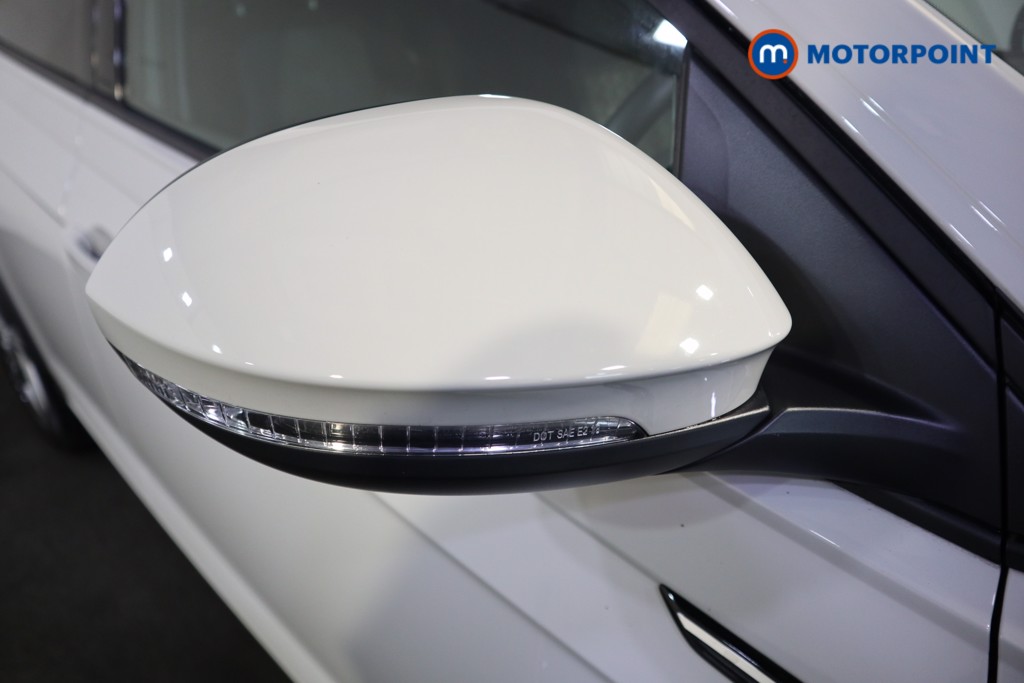 Volkswagen Taigo R-Line Automatic Petrol SUV - Stock Number (1577982) - 25th supplementary image