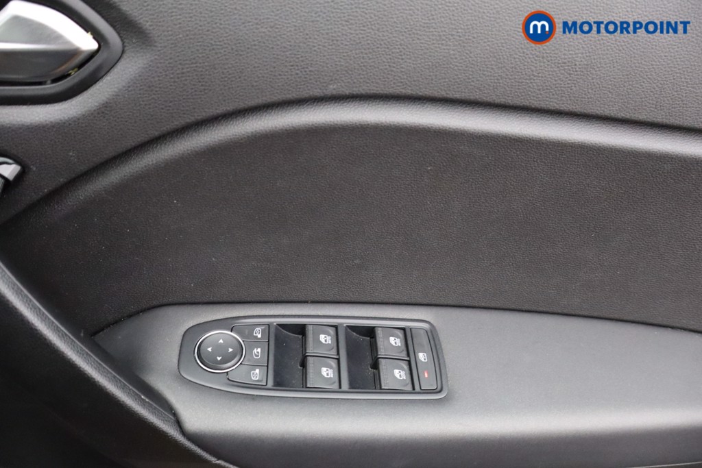 Renault Captur Iconic Automatic Petrol SUV - Stock Number (1578008) - 18th supplementary image