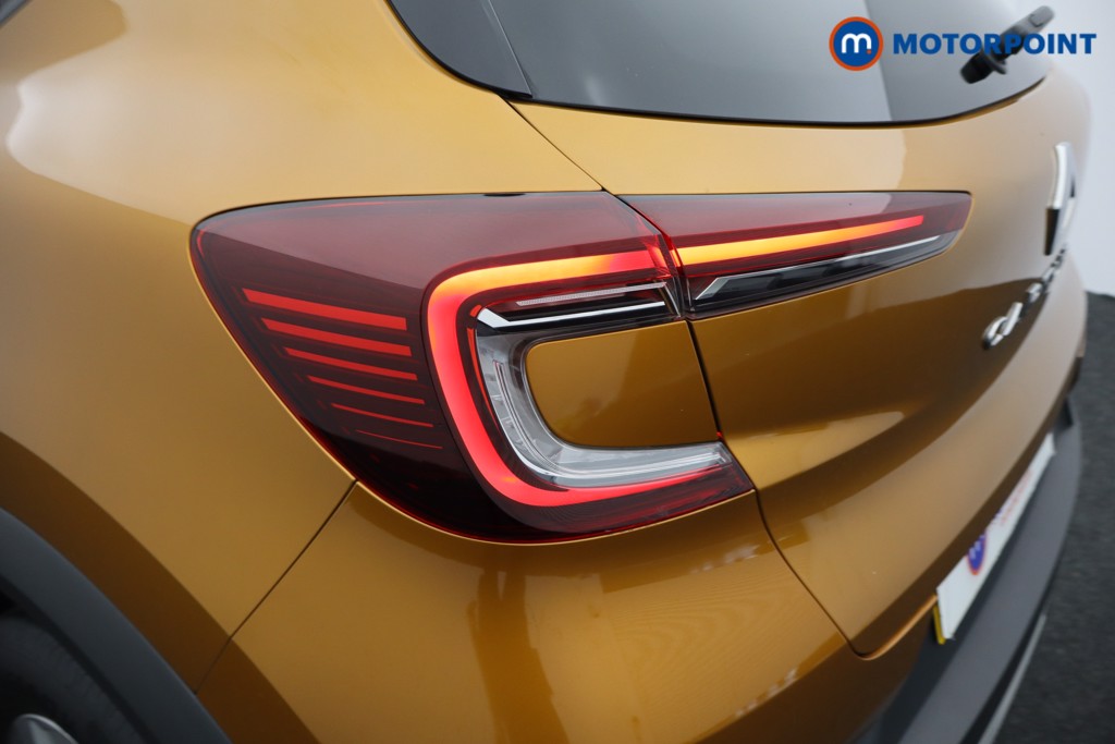 Renault Captur Iconic Automatic Petrol SUV - Stock Number (1578008) - 26th supplementary image