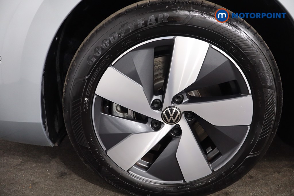 Volkswagen Passat Life Automatic Petrol Plug-In Hybrid Estate - Stock Number (1578108) - 11th supplementary image