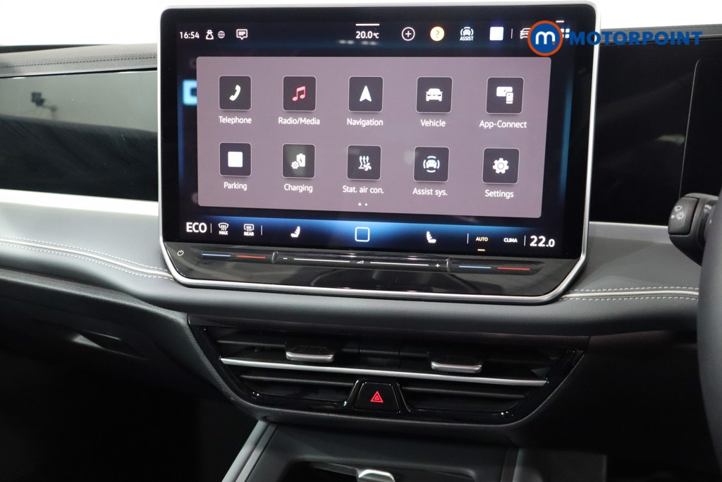 Volkswagen Passat Life Automatic Petrol Plug-In Hybrid Estate - Stock Number (1578108) - 16th supplementary image