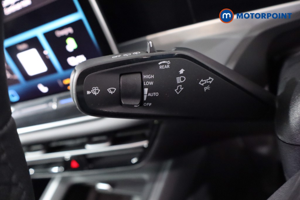 Volkswagen Passat Life Automatic Petrol Plug-In Hybrid Estate - Stock Number (1578108) - 19th supplementary image