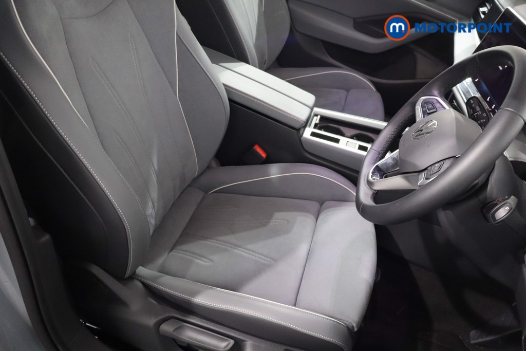 Volkswagen Passat Life Automatic Petrol Plug-In Hybrid Estate - Stock Number (1578108) - 25th supplementary image
