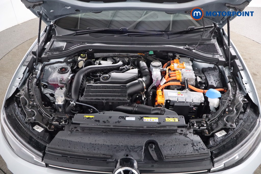 Volkswagen Passat Life Automatic Petrol Plug-In Hybrid Estate - Stock Number (1578108) - 32nd supplementary image
