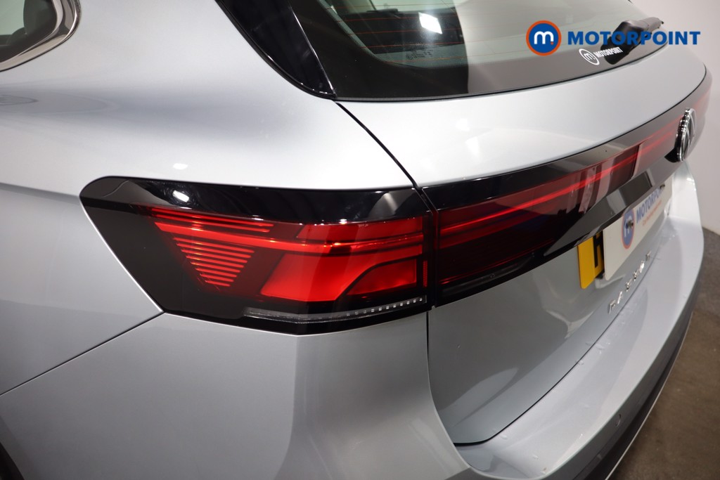 Volkswagen Passat Life Automatic Petrol Plug-In Hybrid Estate - Stock Number (1578108) - 34th supplementary image