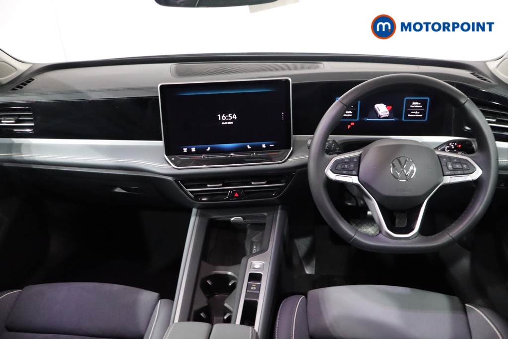 Volkswagen Passat Life Automatic Petrol Plug-In Hybrid Estate - Stock Number (1578108) - 1st supplementary image