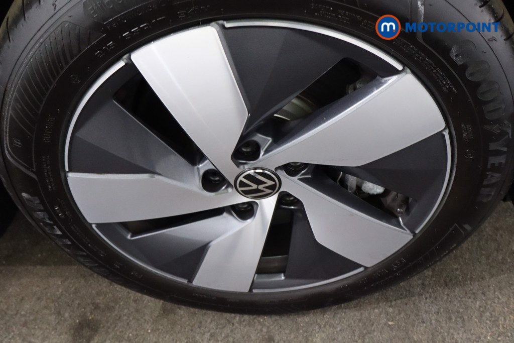 Volkswagen Passat Life Automatic Petrol Plug-In Hybrid Estate - Stock Number (1578118) - 10th supplementary image