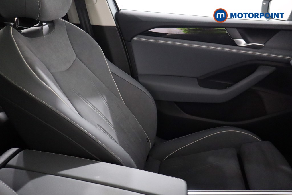 Volkswagen Passat Life Automatic Petrol Plug-In Hybrid Estate - Stock Number (1578118) - 20th supplementary image