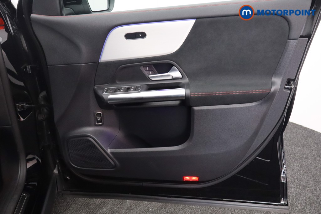 Mercedes-Benz EQA Amg Line Automatic Electric SUV - Stock Number (1578253) - 11th supplementary image