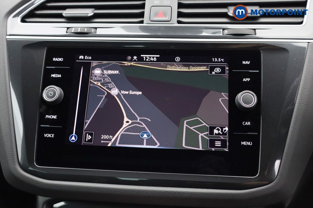 Volkswagen Tiguan R-Line Automatic Petrol SUV - Stock Number (1578295) - 9th supplementary image