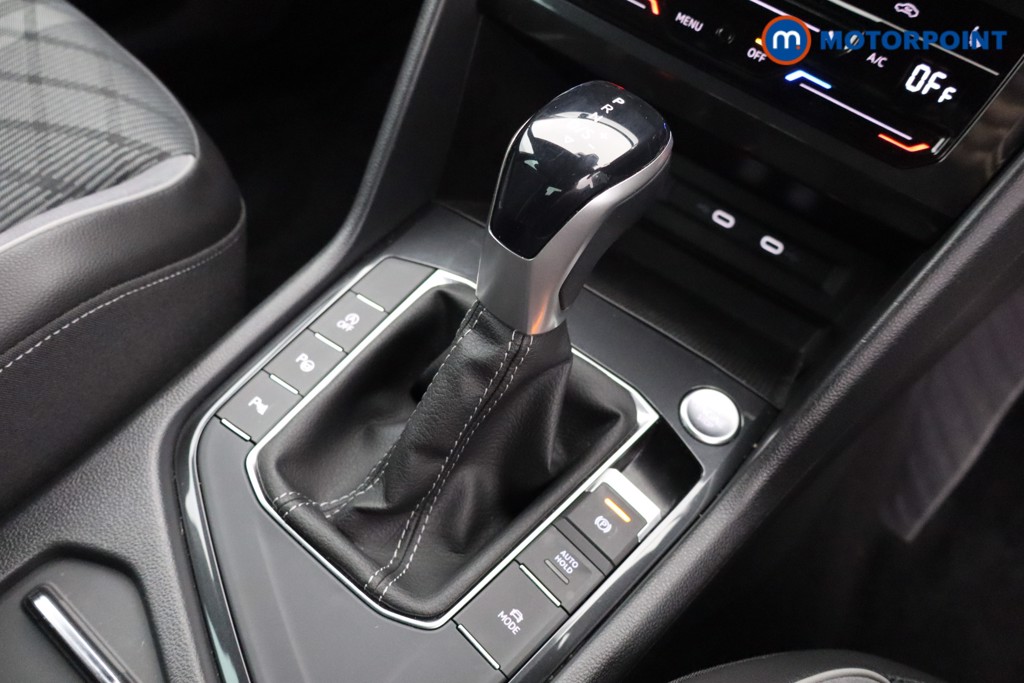 Volkswagen Tiguan R-Line Automatic Petrol SUV - Stock Number (1578295) - 13th supplementary image