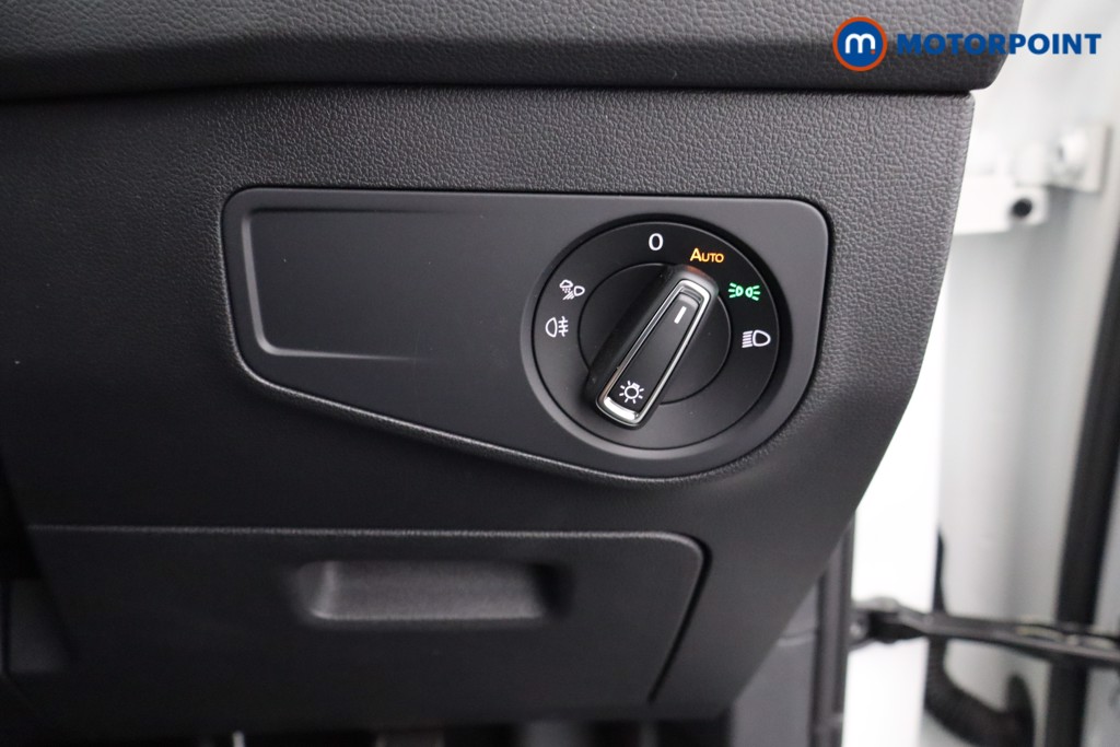 Volkswagen Tiguan R-Line Automatic Petrol SUV - Stock Number (1578295) - 16th supplementary image