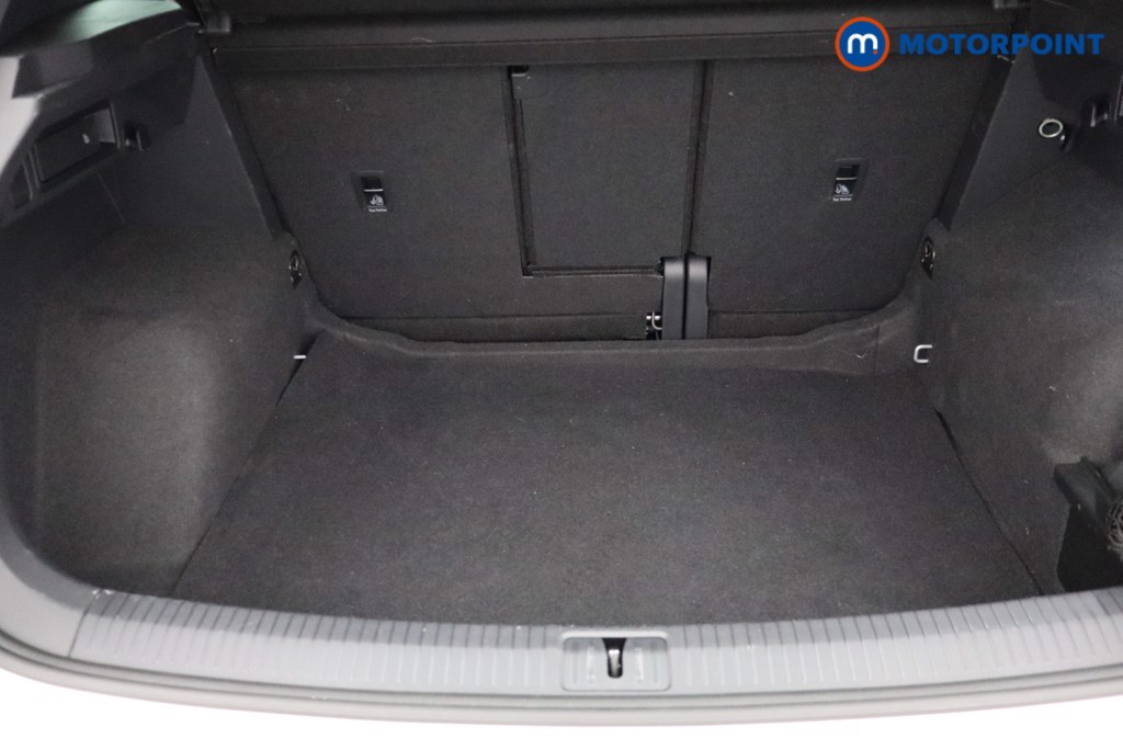 Volkswagen Tiguan R-Line Automatic Petrol SUV - Stock Number (1578295) - 22nd supplementary image