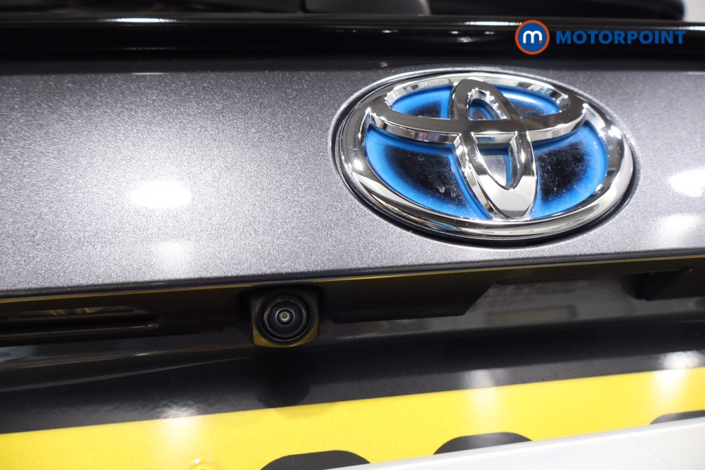 Toyota Rav4 Design Automatic Petrol-Electric Hybrid SUV - Stock Number (1578303) - 36th supplementary image