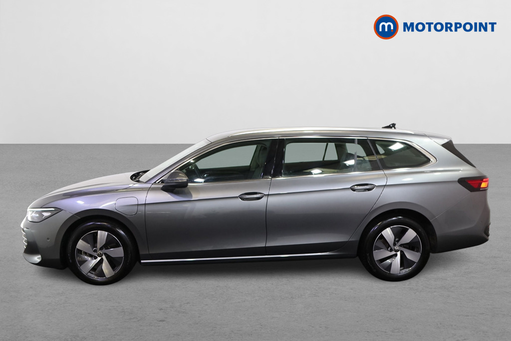 Volkswagen Passat Life Automatic Petrol Plug-In Hybrid Estate - Stock Number (1578389) - Passenger side