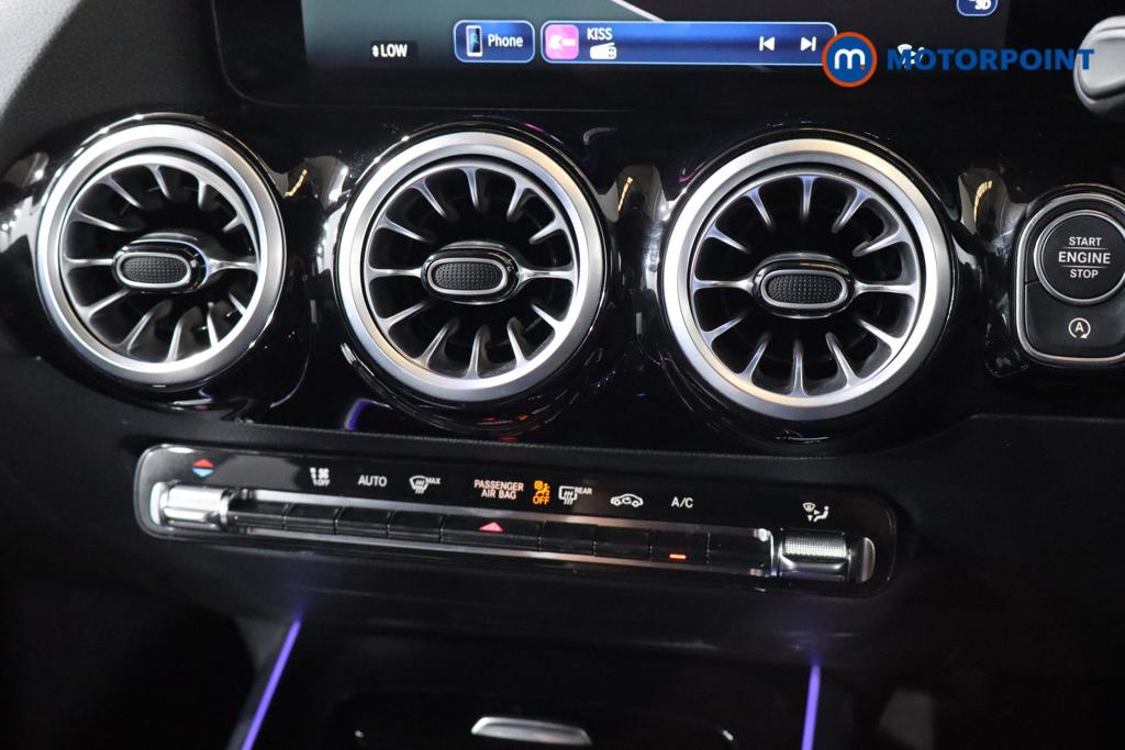 Mercedes-Benz GLA Amg Line Automatic Petrol SUV - Stock Number (1578774) - 4th supplementary image