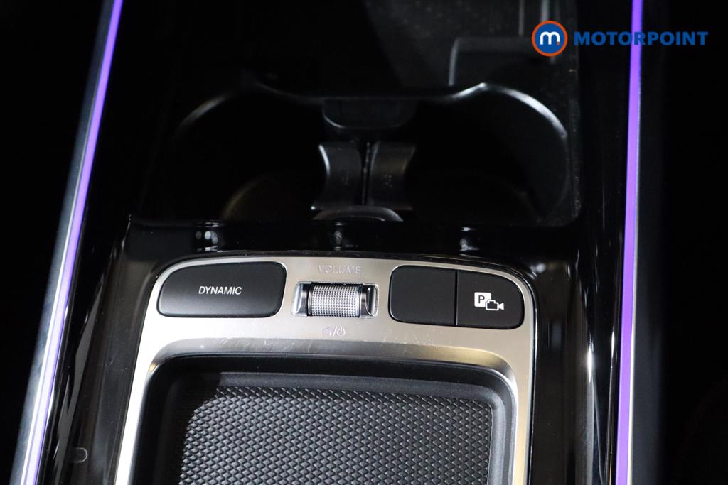 Mercedes-Benz GLA Amg Line Automatic Petrol SUV - Stock Number (1578774) - 5th supplementary image