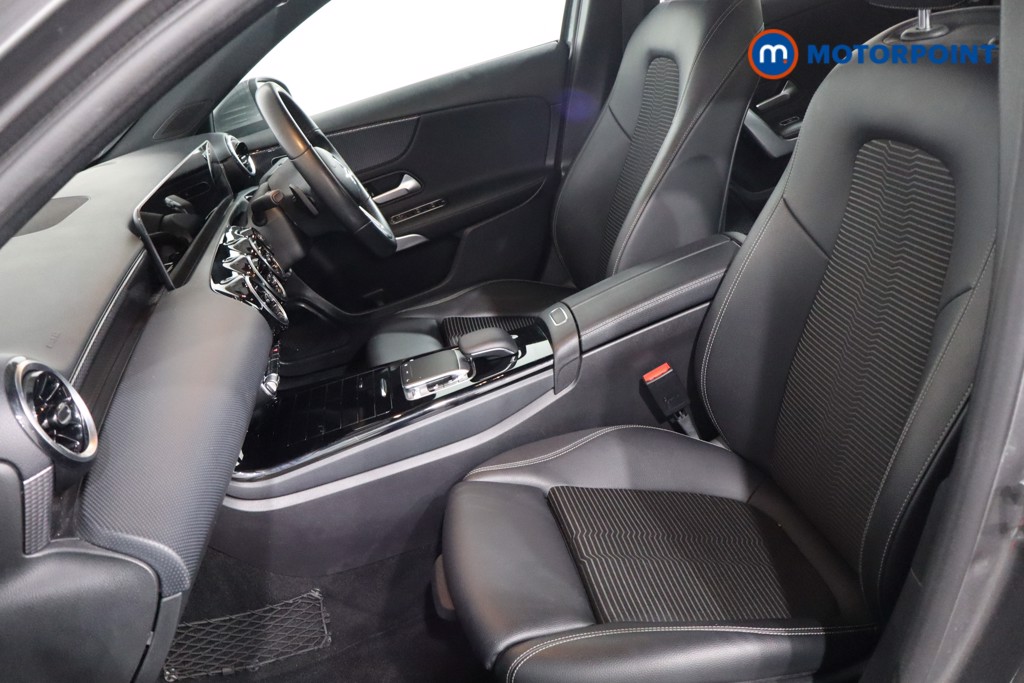 Mercedes-Benz A Class Sport Automatic Diesel Hatchback - Stock Number (1578776) - 4th supplementary image