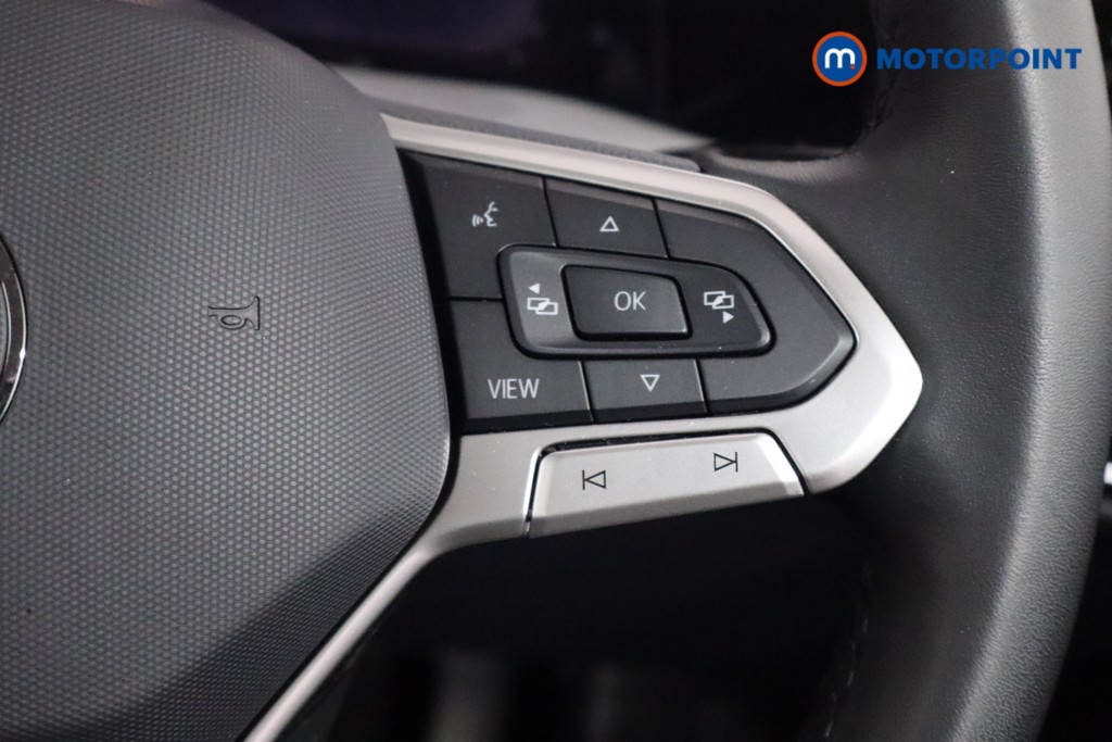 Volkswagen Golf Life Manual Diesel Estate - Stock Number (1578978) - 8th supplementary image