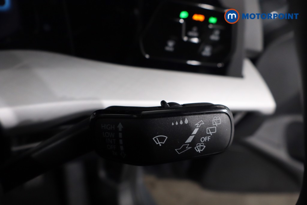 Volkswagen Golf Life Manual Diesel Estate - Stock Number (1578978) - 18th supplementary image