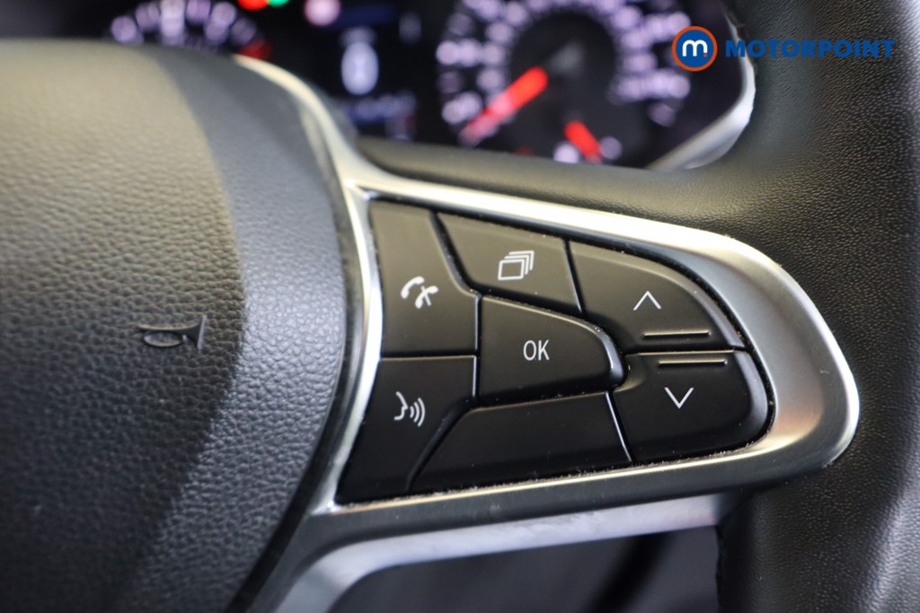 Renault Captur Iconic Manual Petrol SUV - Stock Number (1565123) - 4th supplementary image