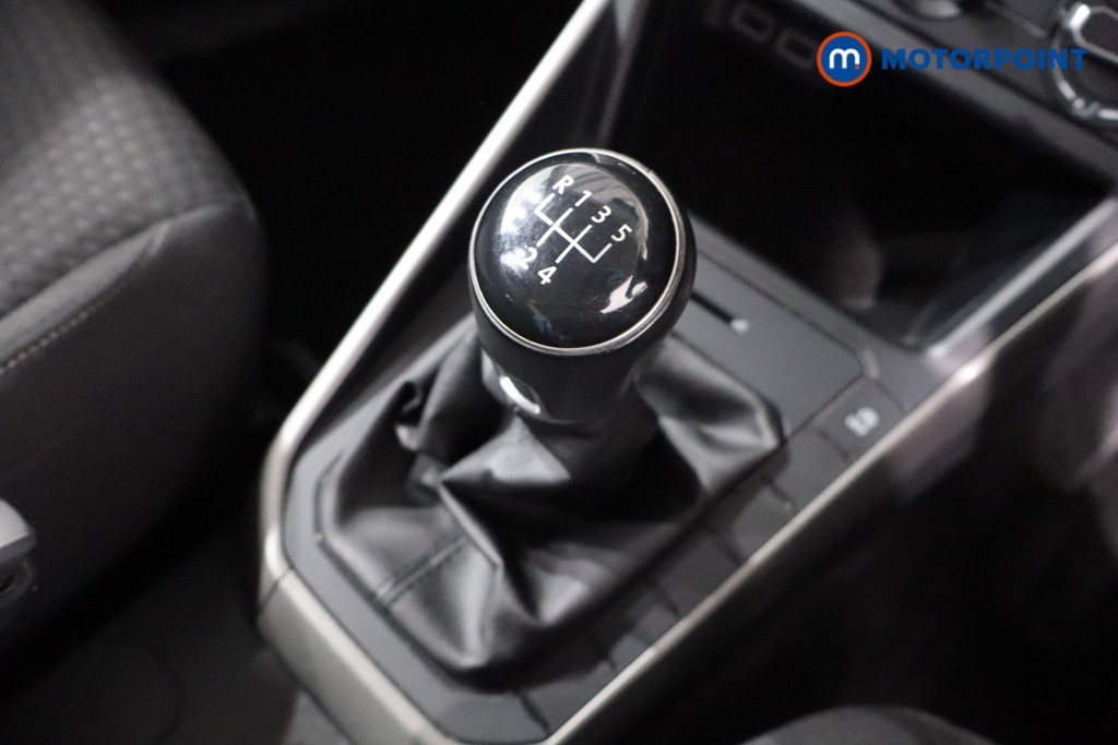 Volkswagen Polo SE Manual Petrol Hatchback - Stock Number (1576551) - 14th supplementary image
