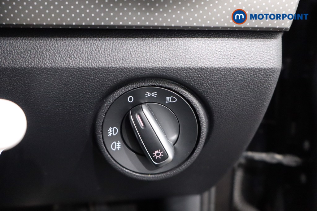 Volkswagen UP High Up Automatic Petrol Hatchback - Stock Number (1576568) - 19th supplementary image