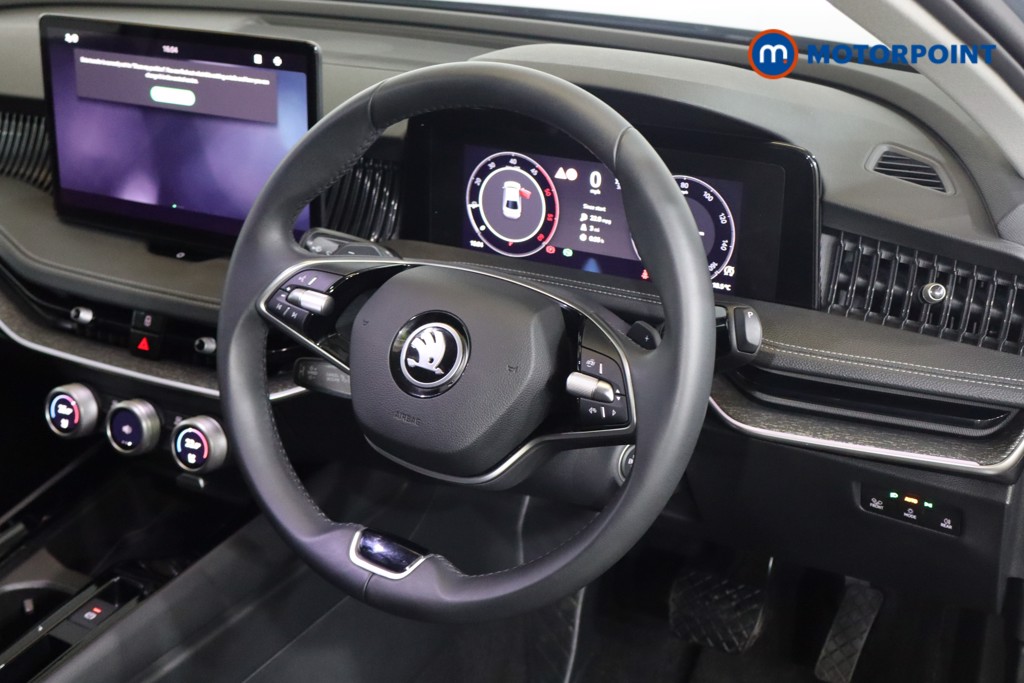 Skoda Superb Se L Automatic Diesel Hatchback - Stock Number (1577713) - 1st supplementary image