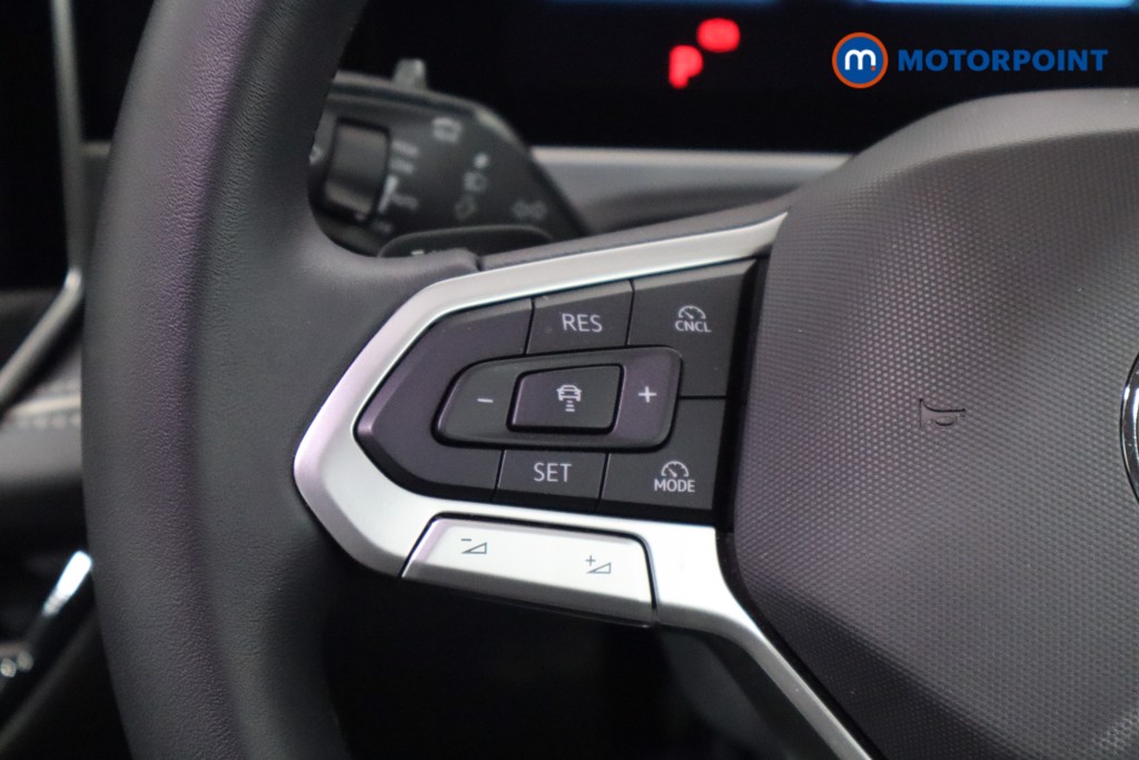 Volkswagen Passat Life Automatic Petrol Plug-In Hybrid Estate - Stock Number (1578142) - 7th supplementary image