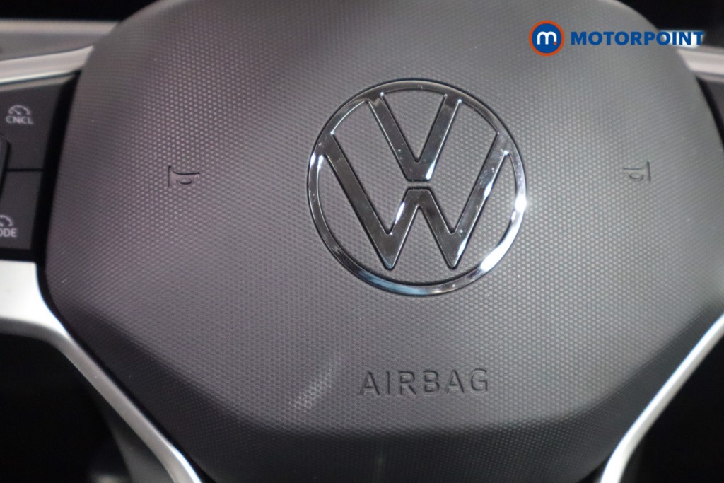 Volkswagen Passat Life Automatic Petrol Plug-In Hybrid Estate - Stock Number (1578142) - 15th supplementary image