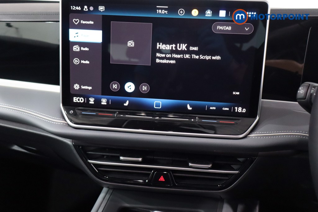 Volkswagen Passat Life Automatic Petrol Plug-In Hybrid Estate - Stock Number (1578142) - 17th supplementary image