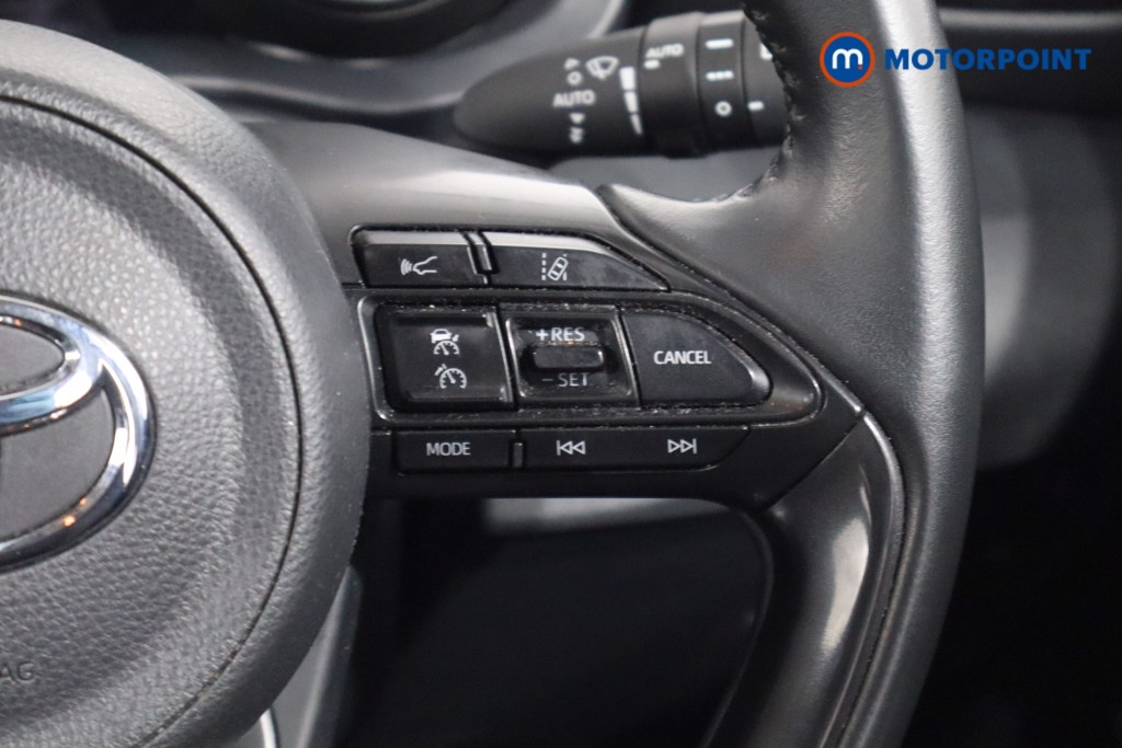 Toyota Yaris Cross Icon Automatic Petrol-Electric Hybrid Estate - Stock Number (1578210) - 8th supplementary image