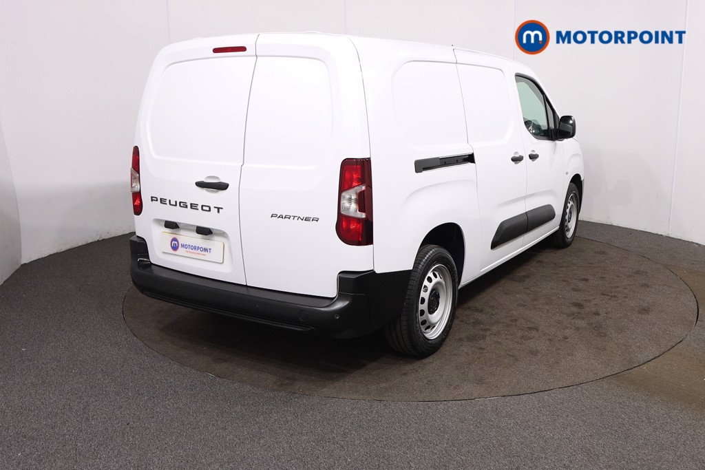 Peugeot Partner Professional Manual Diesel Panel Van - Stock Number (1578547) - Drivers side rear corner