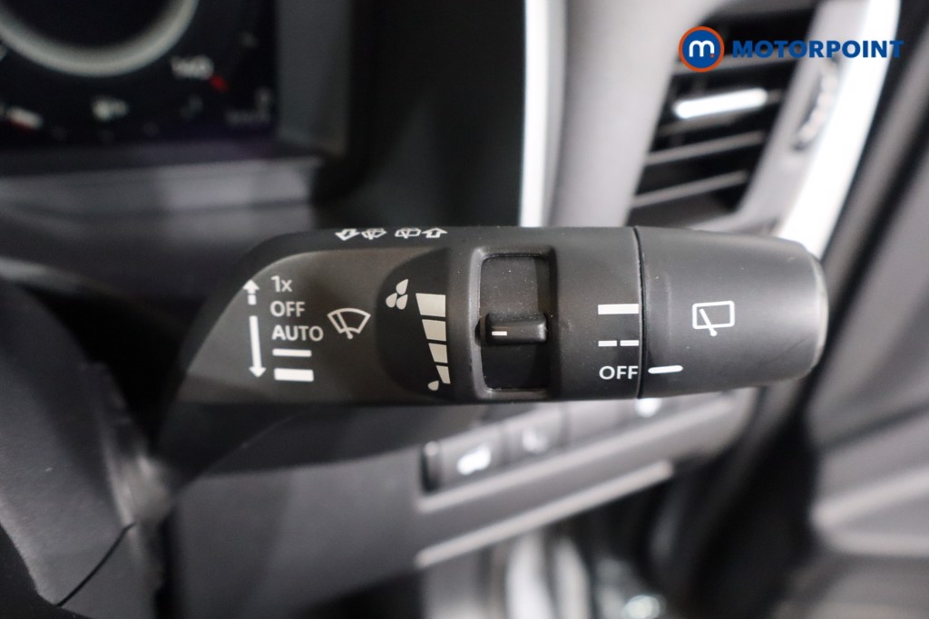Nissan Qashqai Tekna Automatic Petrol-Electric Hybrid SUV - Stock Number (1578654) - 16th supplementary image