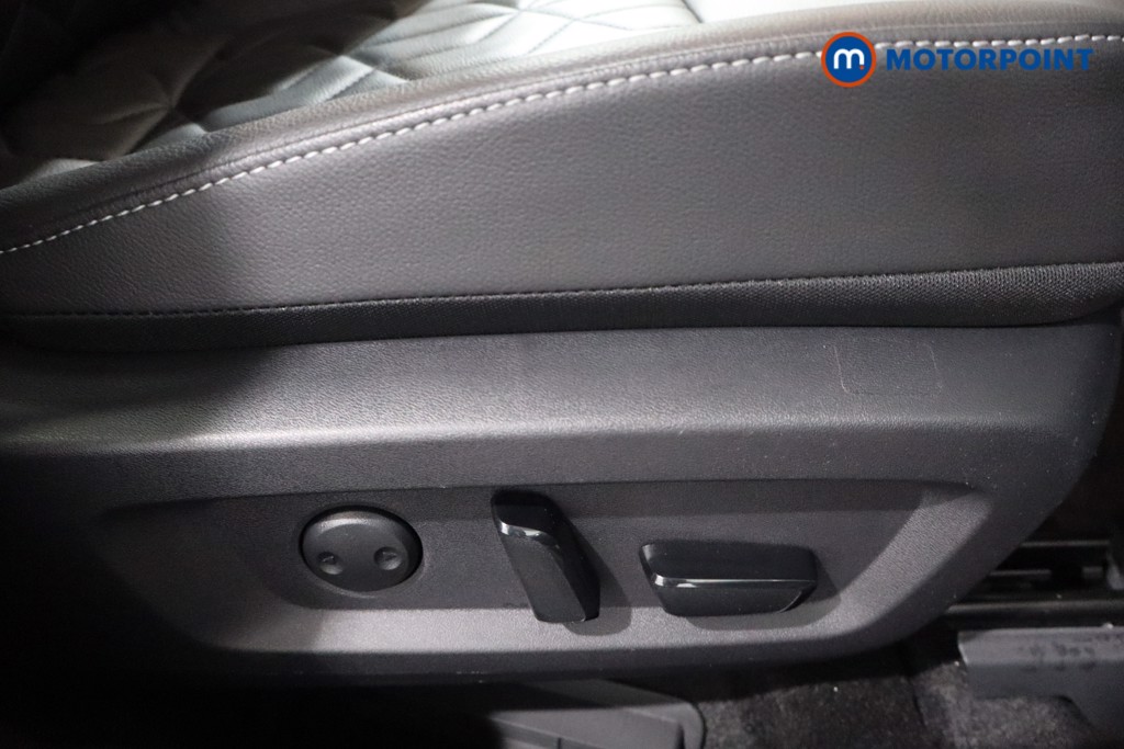 Nissan Qashqai Tekna Automatic Petrol-Electric Hybrid SUV - Stock Number (1578654) - 25th supplementary image