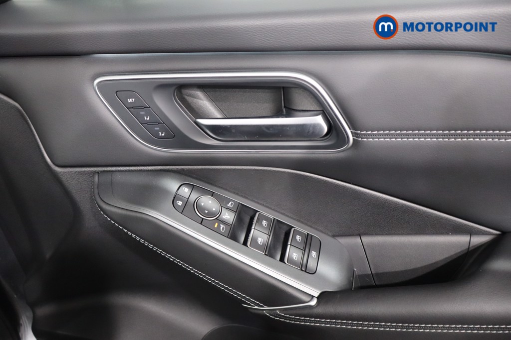 Nissan Qashqai Tekna Automatic Petrol-Electric Hybrid SUV - Stock Number (1578654) - 26th supplementary image