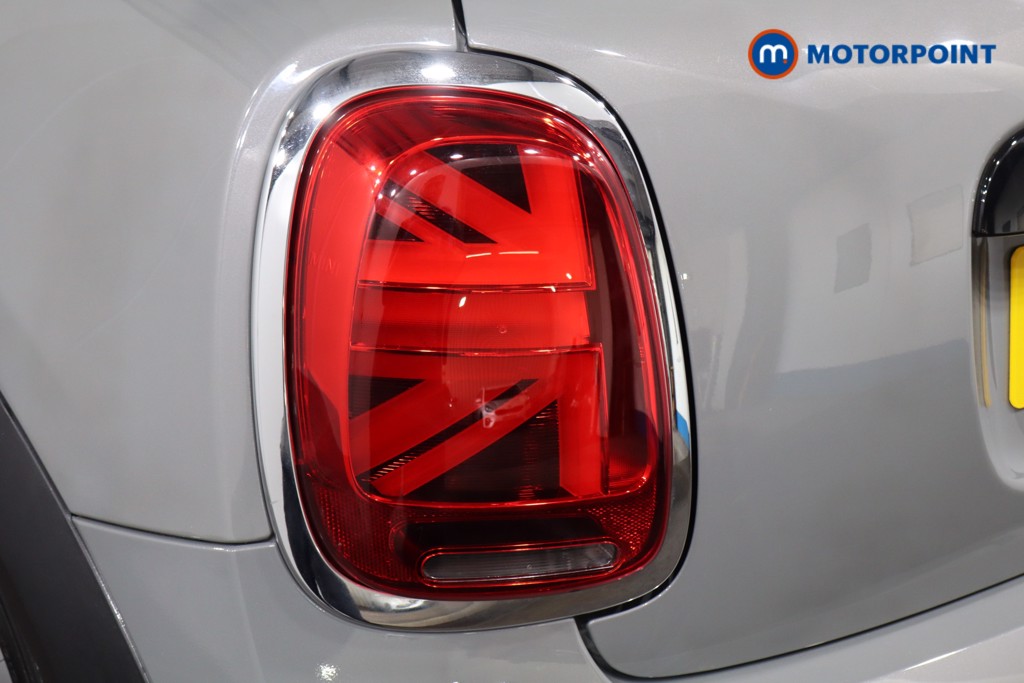 Mini Hatchback Cooper Classic Automatic Petrol Hatchback - Stock Number (1578762) - 33rd supplementary image