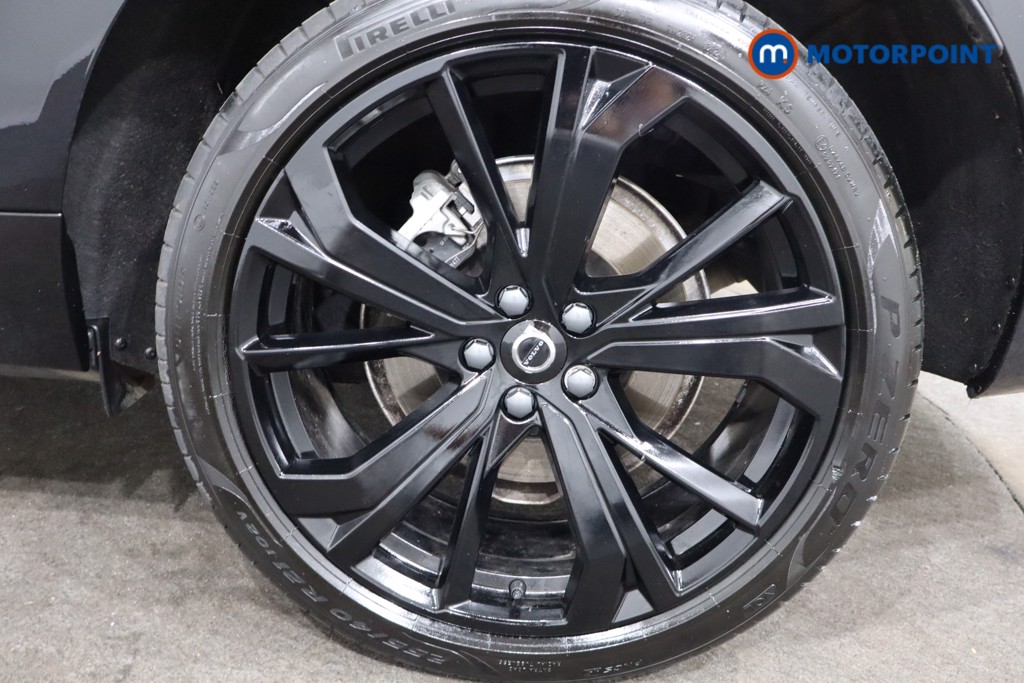 Volvo Xc60 Plus Black Edition Automatic Petrol SUV - Stock Number (1572785) - 13th supplementary image