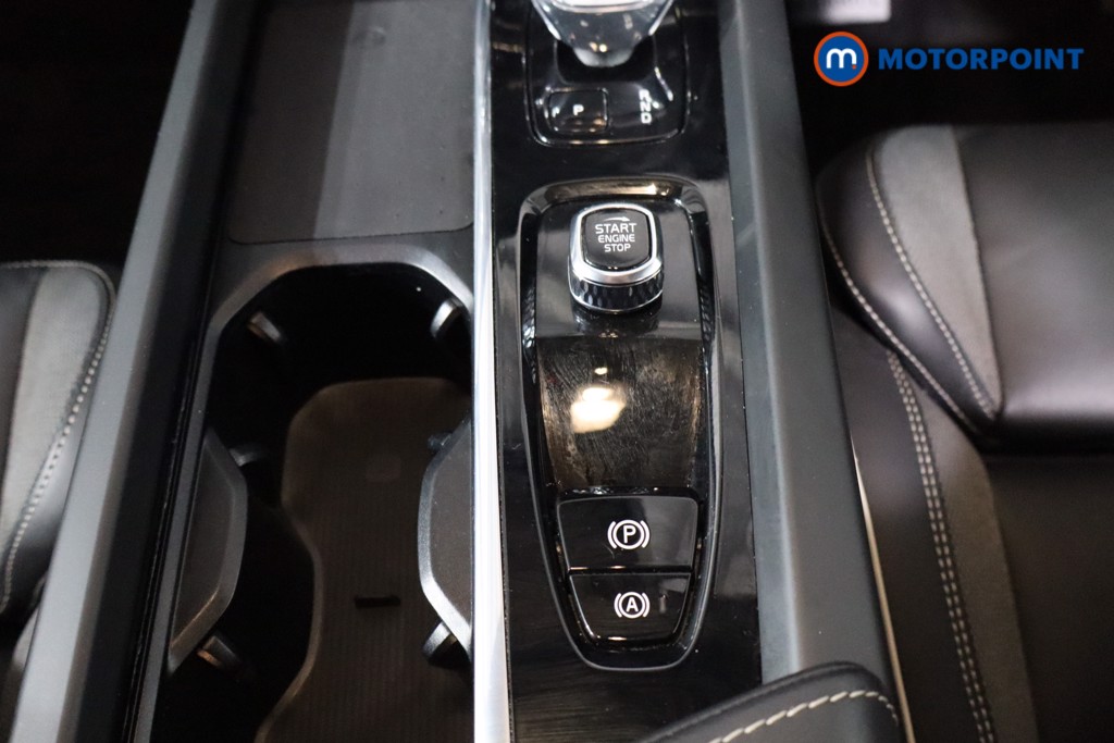 Volvo Xc60 Plus Black Edition Automatic Petrol SUV - Stock Number (1572785) - 21st supplementary image