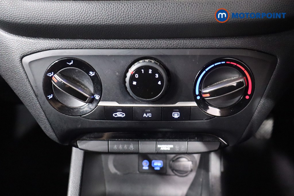 Hyundai I20 S Air Manual Petrol Hatchback - Stock Number (1573063) - 15th supplementary image